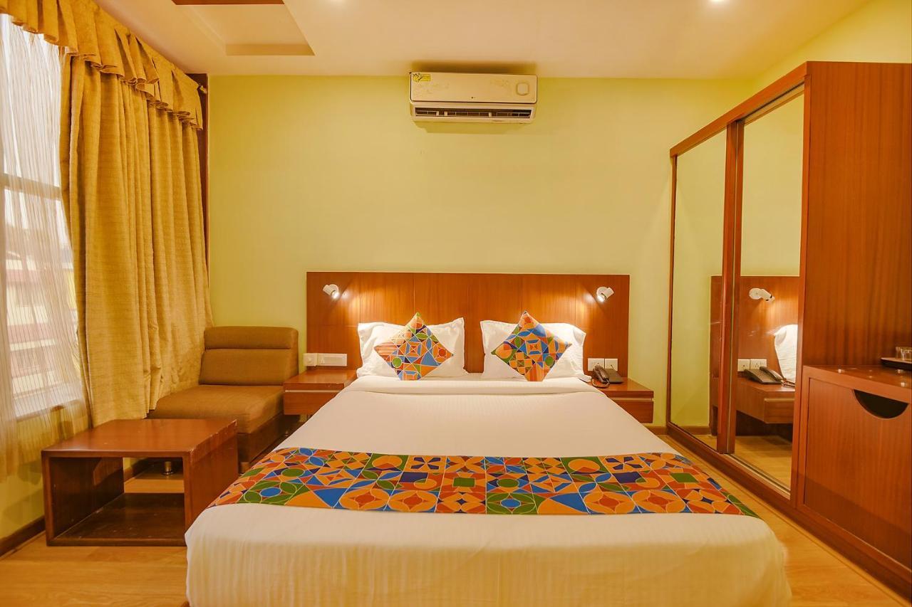 Fabhotel The Btm Palace - Btm Layout Nr Gopalan Innovation Mall Бангалор Экстерьер фото