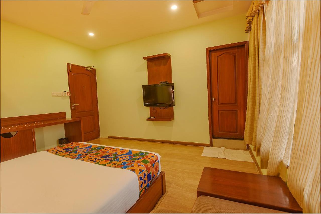Fabhotel The Btm Palace - Btm Layout Nr Gopalan Innovation Mall Бангалор Экстерьер фото